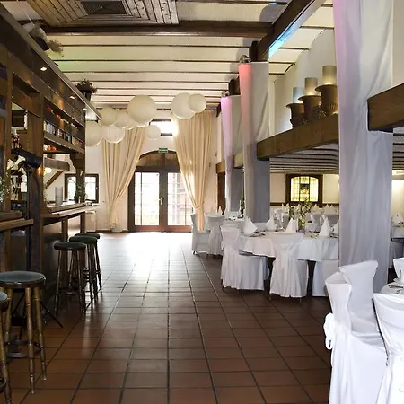 Einhaus Jaegerhof Hotel